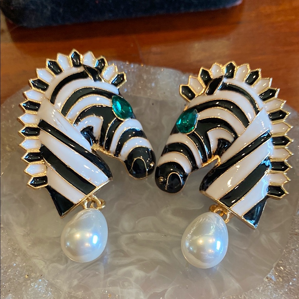 Enameled Zebra Post Earrings. Emerald Green Eyes and a Faux Pearl Dangle.